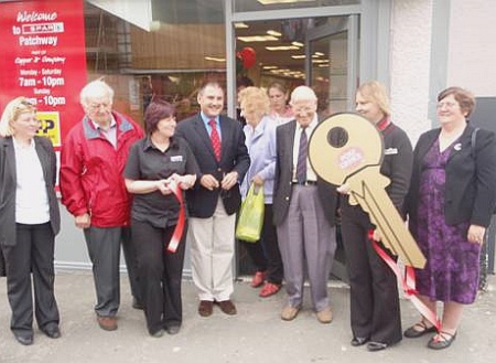 Jack Lopresti MP opens Patchway Post Office.